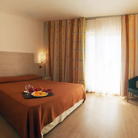 Menfi Beach Resort 4* Menfi