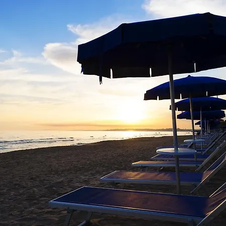 Menfi Beach Resort 4*