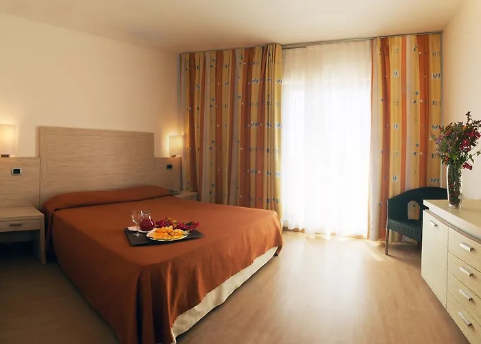 Menfi Beach Resort 4* Menfi